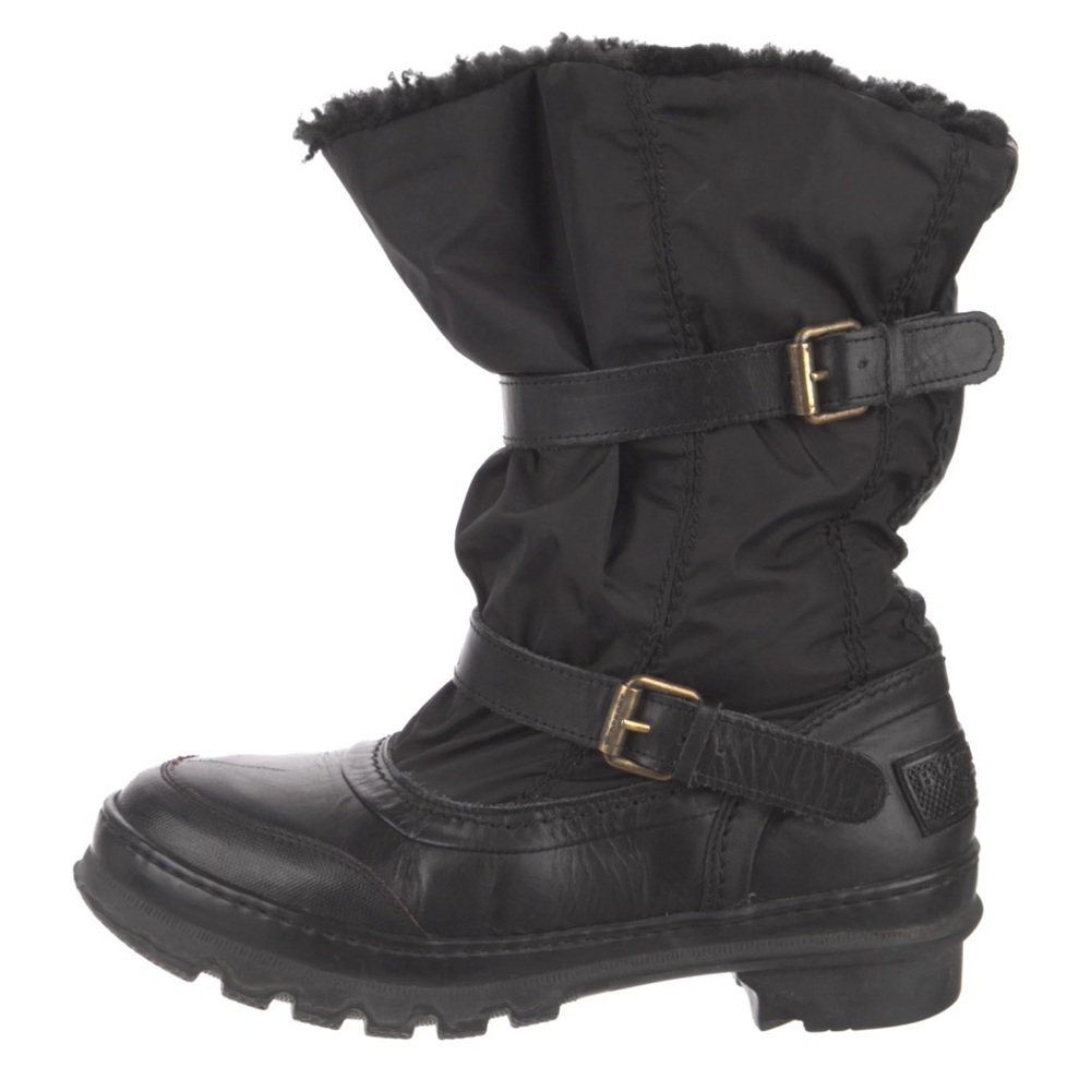Burberry Sport real shearling nylon leather trim boots rubber sole size 40 9 euc - Picture 2 of 16